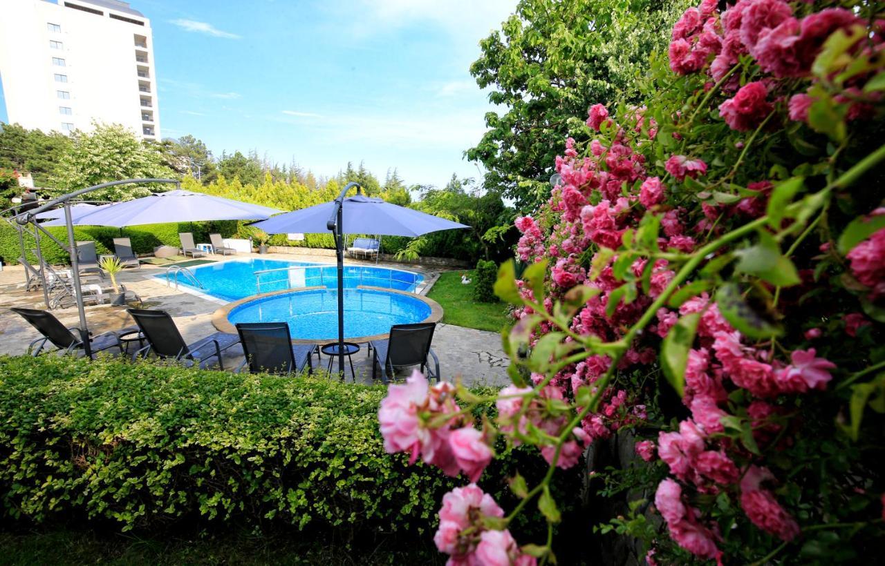 Stayinn Rainbow Houses Beachfront By Asteri Hotels Sunny Beach Exterior foto