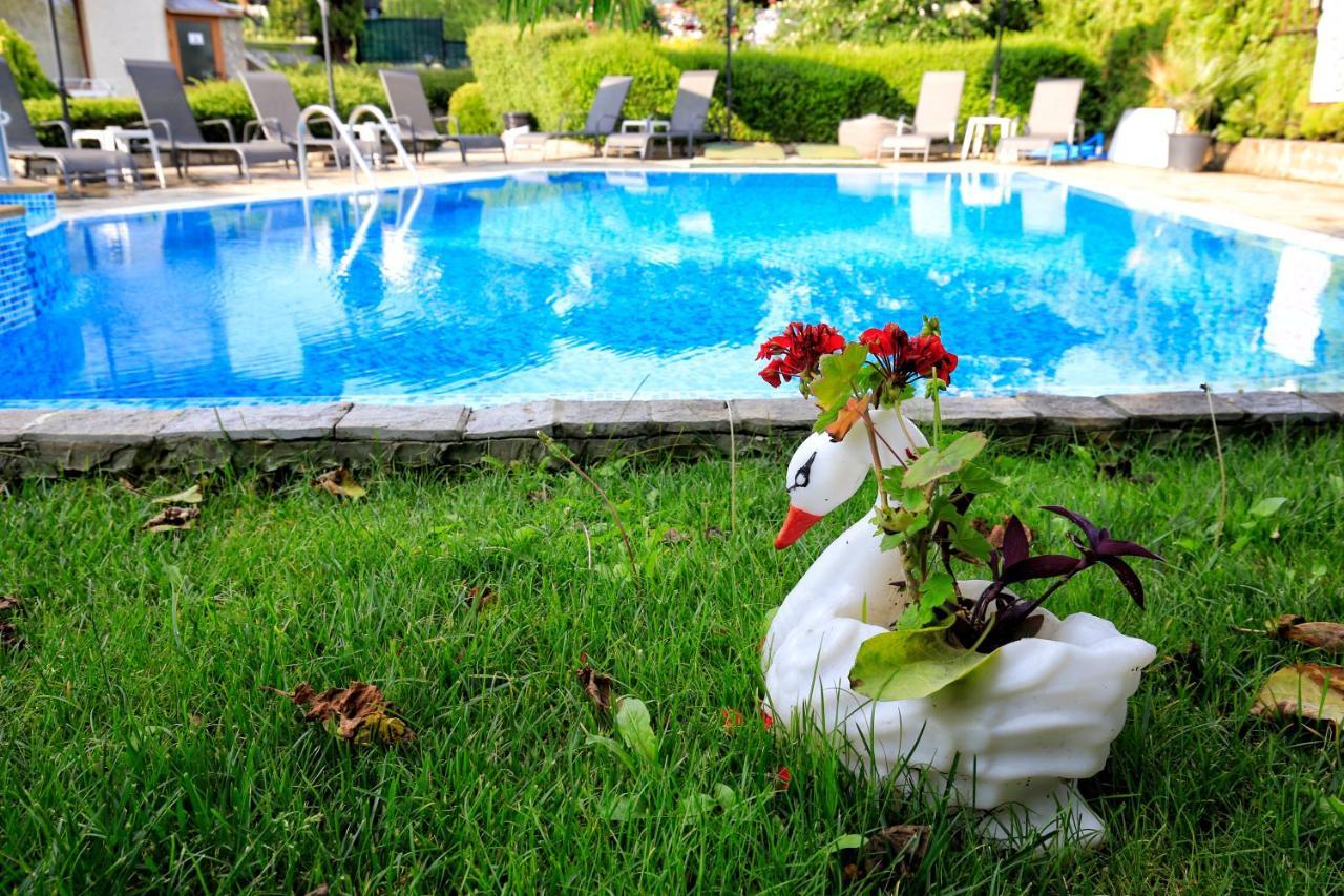 Stayinn Rainbow Houses Beachfront By Asteri Hotels Sunny Beach Exterior foto