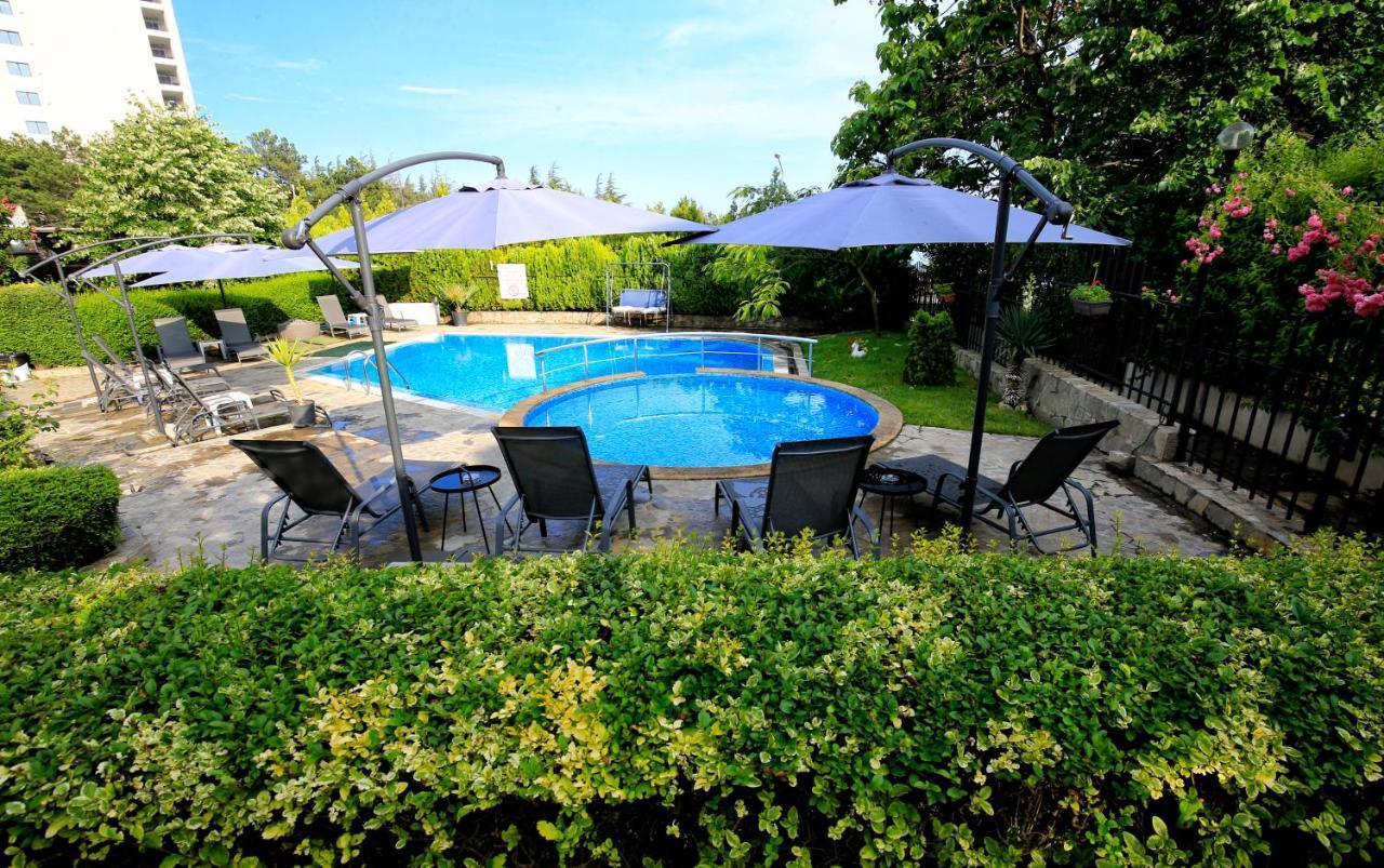 Stayinn Rainbow Houses Beachfront By Asteri Hotels Sunny Beach Exterior foto