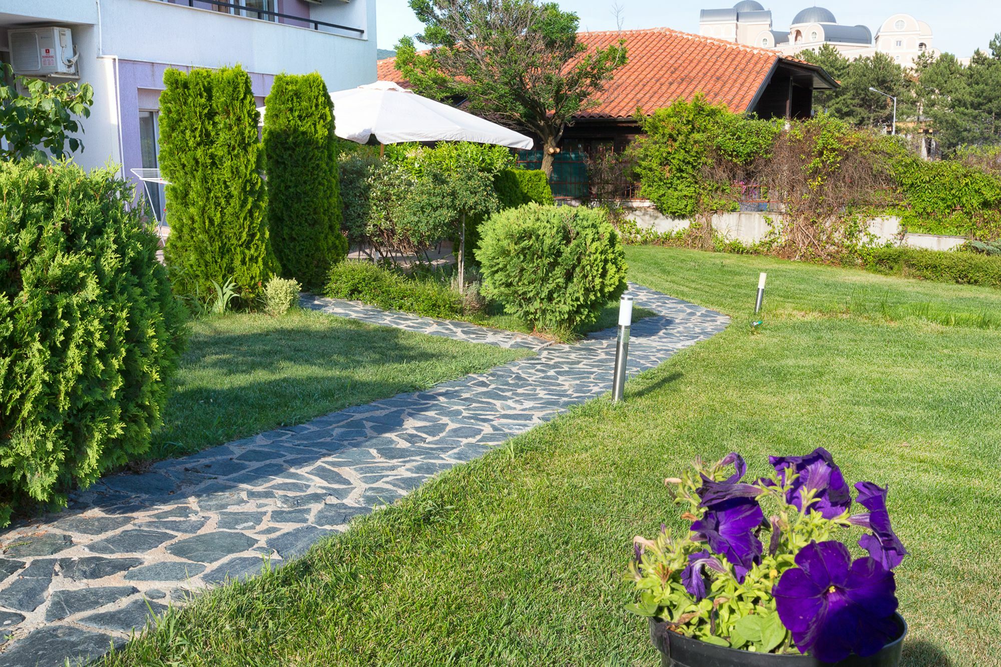 Stayinn Rainbow Houses Beachfront By Asteri Hotels Sunny Beach Exterior foto