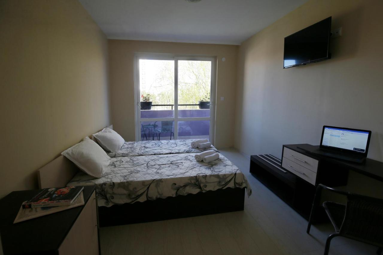Stayinn Rainbow Houses Beachfront By Asteri Hotels Sunny Beach Exterior foto